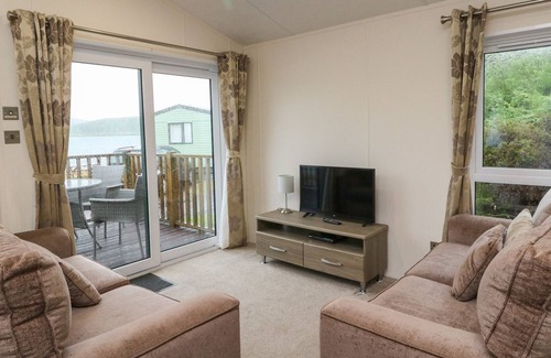 Slate Islands Cabin | GUNNERA LODGE, pet friendly, country holiday cottage in Oban