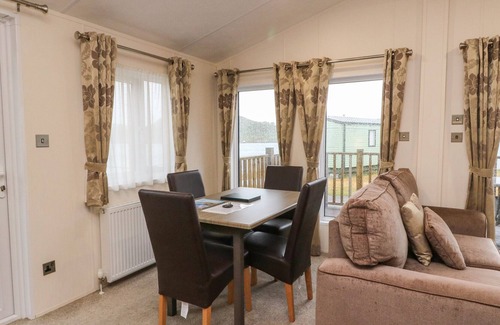 Slate Islands Cabin | GUNNERA LODGE, pet friendly, country holiday cottage in Oban