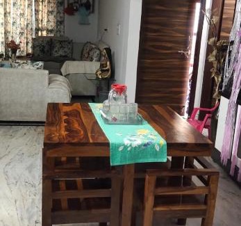Udyog Vihar House | Gurgaon Properties