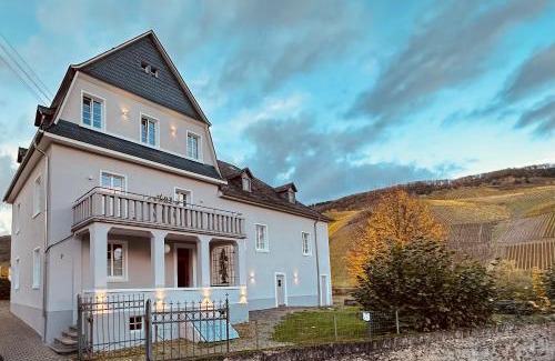 Losnich Apartment | Gut Försterlay - Exklusive Boutique Apartments im historischen Winzerhaus direkt an der Mosel