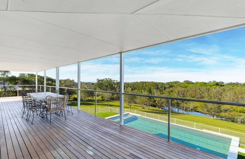 Woolgoolga House | Gwandalan Grounds - Stunning oceanfront property with a pool