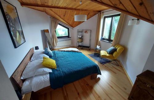 Tresna House | Gwiezdna 5