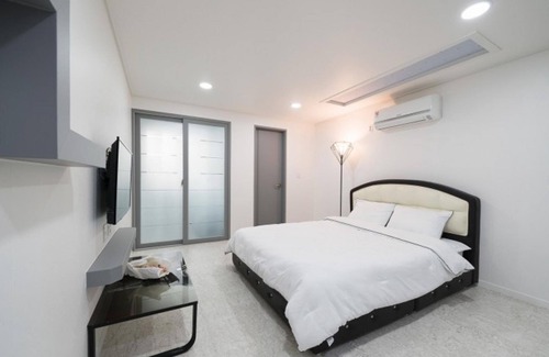 Gyeongju House | Gyeongju 322st Street Pension