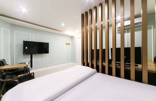 Gyeongsan Hotel | Gyeongsan Love way