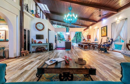 Akshi Villa | Gypsie's Hideout, Alibaug