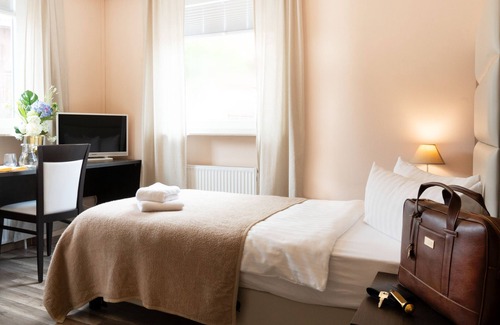 Altfeld Bed & Breakfast | Häuser Der Villa Italia