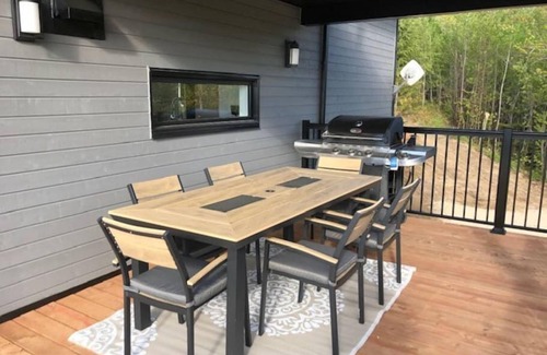 Saint-Joseph-de-la-Rive Ski Chalet | Hôtel à la maison - Le Refuge Nordique, vue et spa