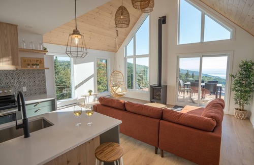 Saint-Joseph-de-la-Rive Ski Chalet | Hôtel à la maison - Mystik Charlevoix, spa et vue