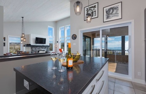 Saint-Joseph-de-la-Rive Ski Chalet | Hôtel à la maison - Panorama, spa et fleuve