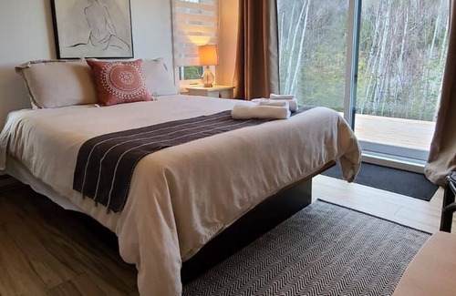 Saint Irenee House | Hôtel à la maison - Hublot sur le fleuve avec spa