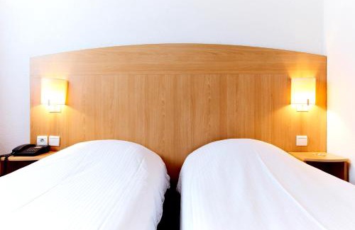 Illzach Hotel | Hôtel Restaurant Kyriad Mulhouse Nord Illzach