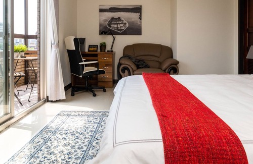 Ximending Apartment | ★H&K 4/2 Big Apartment on Walking Street【Ximen】