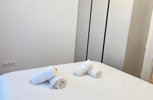 Pipera Apartment | H Pipera - 2BR - Lake View
