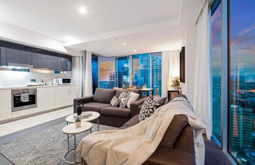 Surfers Paradise Apartment | H'Residences 2 Bedroom Unit - Ocean & City Views, Lvl 22!