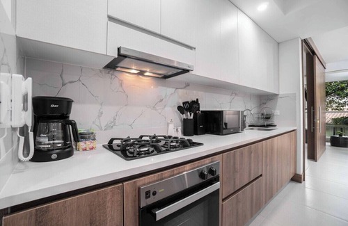 Granada Apartment | H107 - Perfect Holiday Pad | Pool | Parking | WiFi
