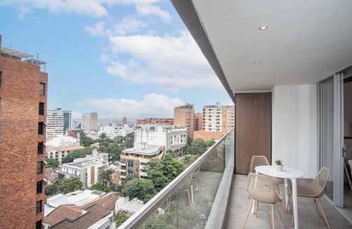 Granada Apartment | H808 | Premium Penthouse | Pool | Gym | Security