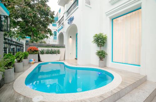 Bai Chay Villa | Ha Long 6BRS Beach Villa With Pool, Jacuzzi and Sauna