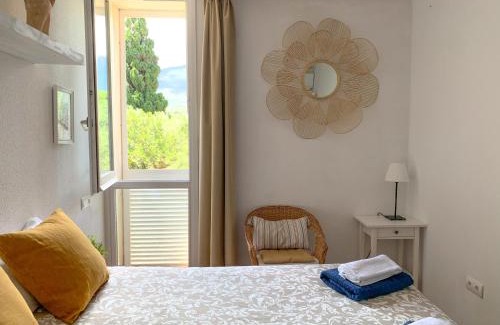 Cadaques House | Habitación céntrica con Aire Acondicionado Baño privado Nevera