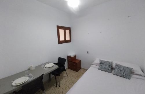 Cantillana House | Habitación C doble economica