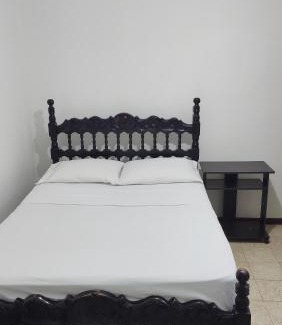 Medellin House | Habitación, con baño privado #7