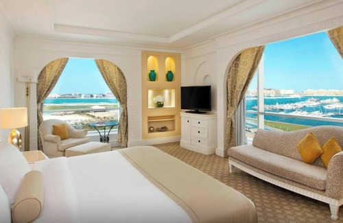 Al Safa Resort | Habtoor Grand Resort Club Oceanfront Junior Suite Plus