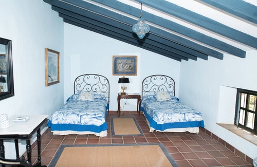 Utrera House | Hacienda La Indiana