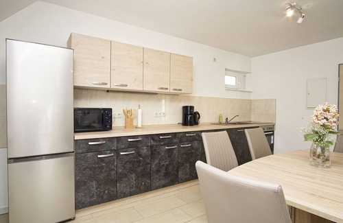 Wiek Apartment | Hafennahe Ferienwohnung auf 2 Etagen und mit Balkon - Haus Windland Fewo 25