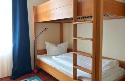 Wiek Apartment | Hafenresidenz - Ferienwohnung 17 "Zugvogel"