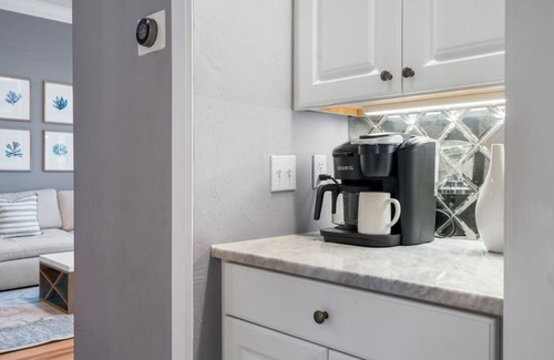 Haile Plantation House | Haile Hideaway | 3 Beds w/Crib + Hot Tub Near UF