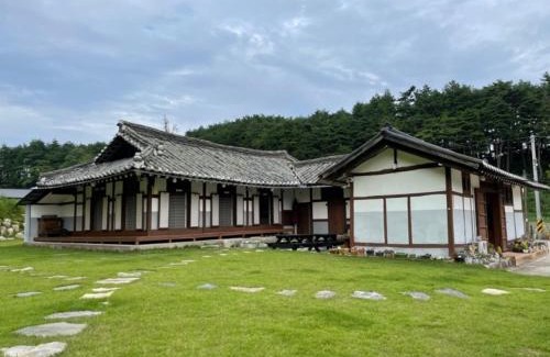 Gangneung House | Hakdong Hanok Pension