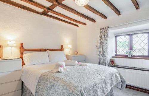 Hoylandswaine House | Halcyon Cottage