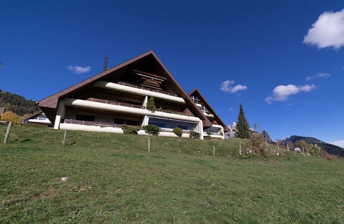 Wildhaus-Alt St. Johann Apartment | Haldenblick 3.5-room holiday apartment with wonderful view