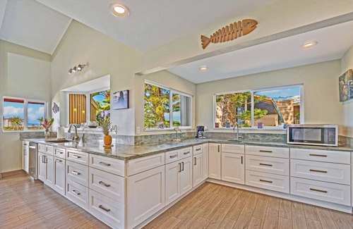 Kaanapali House | Hale Holokai at KAANAPALI VISTA~LUXURY Golf Course Ocean View Home 6 bedroom 3 bathroom~