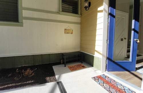 Hilo House | Hale Ilio Himeni--Hilo Coastline, Sunrises, Mauna Kea & Stars!