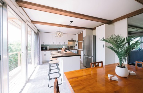 Hilo House | Hale Malu - a peaceful refuge above Hilo,