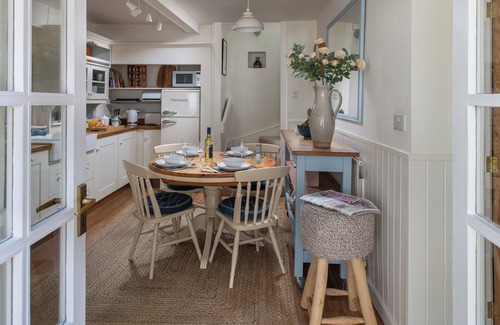 Baslow Cottage | Hall Cottage, Baslow, near Chatsworth House, sleeps 4