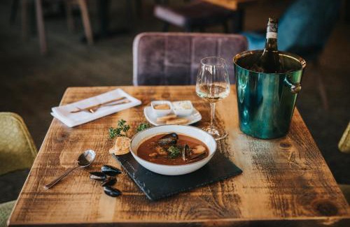 Ashby cum Fenby Hotel | Hall Farm Hotel And Restaurant