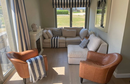 Stolpe Apartment | Halla RE-04 - The Halla coach house RE-04 - rural luxury holiday apartment with terrace