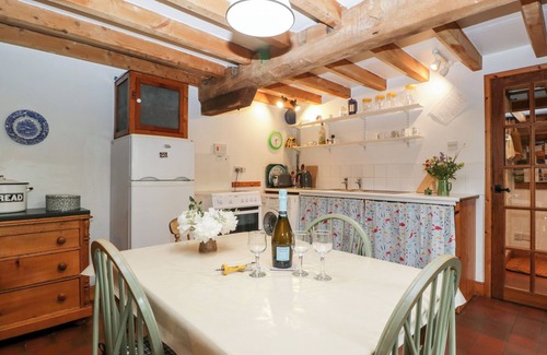 Huntington Cottage | HALLS MILL, pet friendly, with open fire in Huntington, Herefordshire
