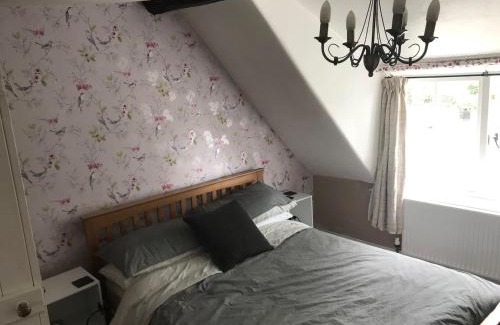 Whaddon Apartment | Ham Tree Cottage