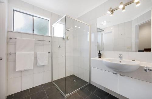 Hamilton Hotel | Hamilton Townhouse Motel