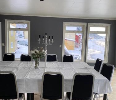 Surnadal House | Hammerstuene mat - og gjestehus