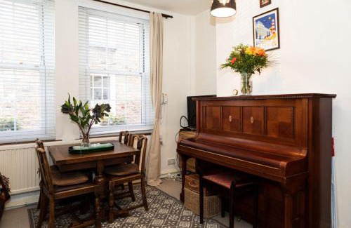 Hampstead House | Hampstead 19th Century Village Cottage