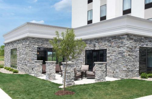 Michigan City Hotel | Hampton Inn and Suites Michigan City