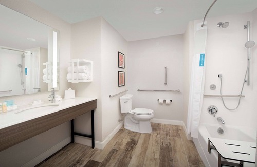 Chelsea Hotel | Hampton Inn Boston Logan Airport Chelsea