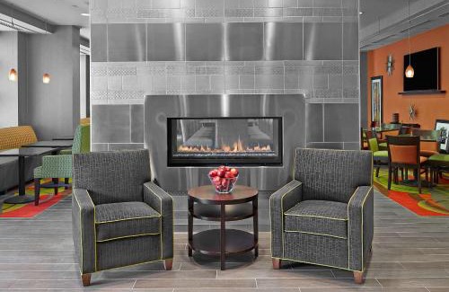 Calgary Hotel | Hampton Inn by Hilton Calgary Airport North