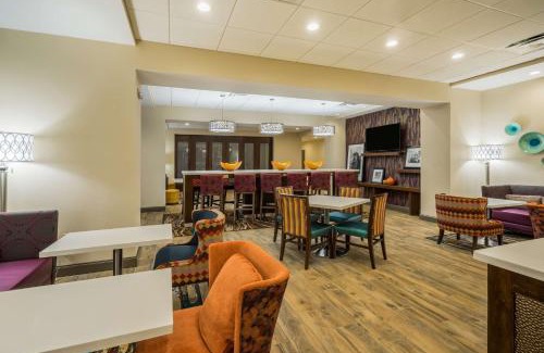 Newport Hotel | Hampton Inn Newport