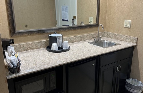 Barstow Hotel | Hampton Inn & Suites Barstow