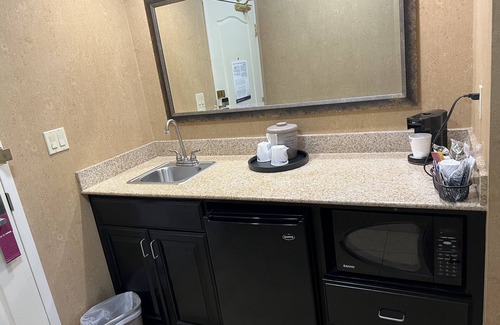 Barstow Hotel | Hampton Inn & Suites Barstow