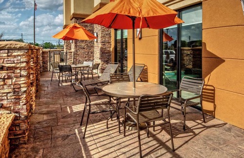Clarksville Hotel | Hampton Inn & Suites Clarksville